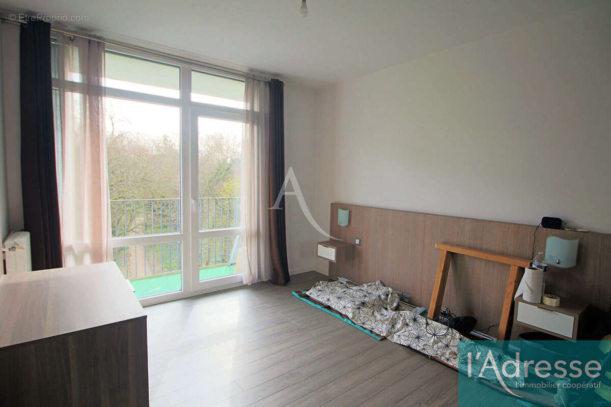 Appartement à RIS-ORANGIS