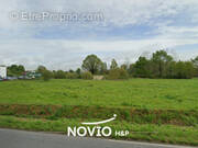 Terrain à SAINT-GENEST-D'AMBIERE