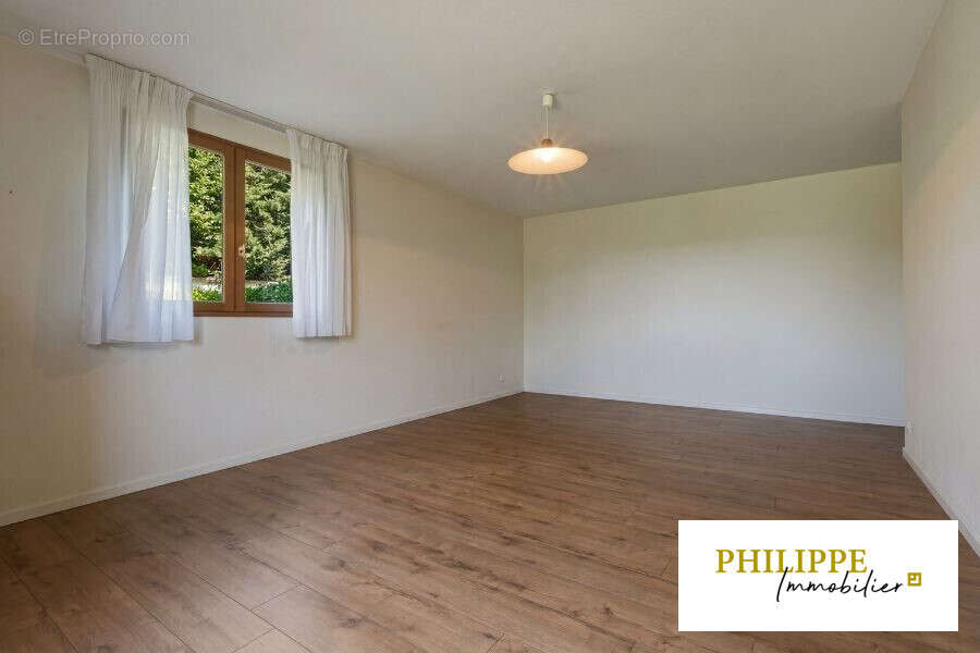Appartement à LE TOUVET