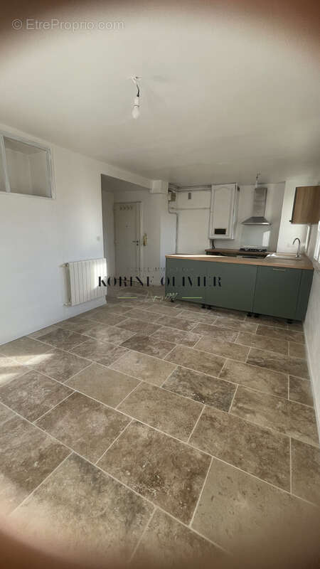 Appartement à MARSEILLE-9E