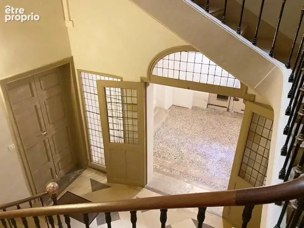 Avignon Intra-Muros: Appartement 160 m² avec Vaste Terrasse - photo 33