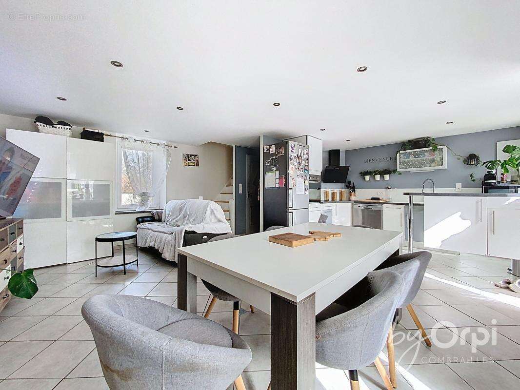 Maison à SAINT-ELOY-LES-MINES