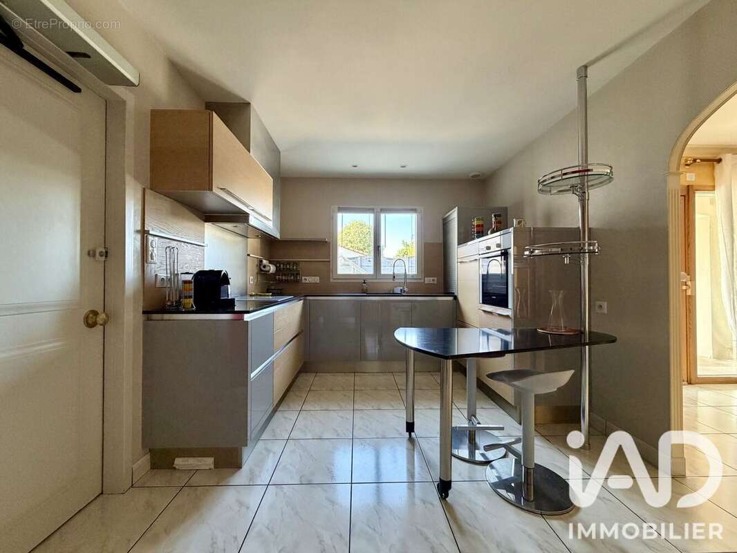 Photo 8 - Maison à SAINT-GEORGES-DE-MONTAIGU