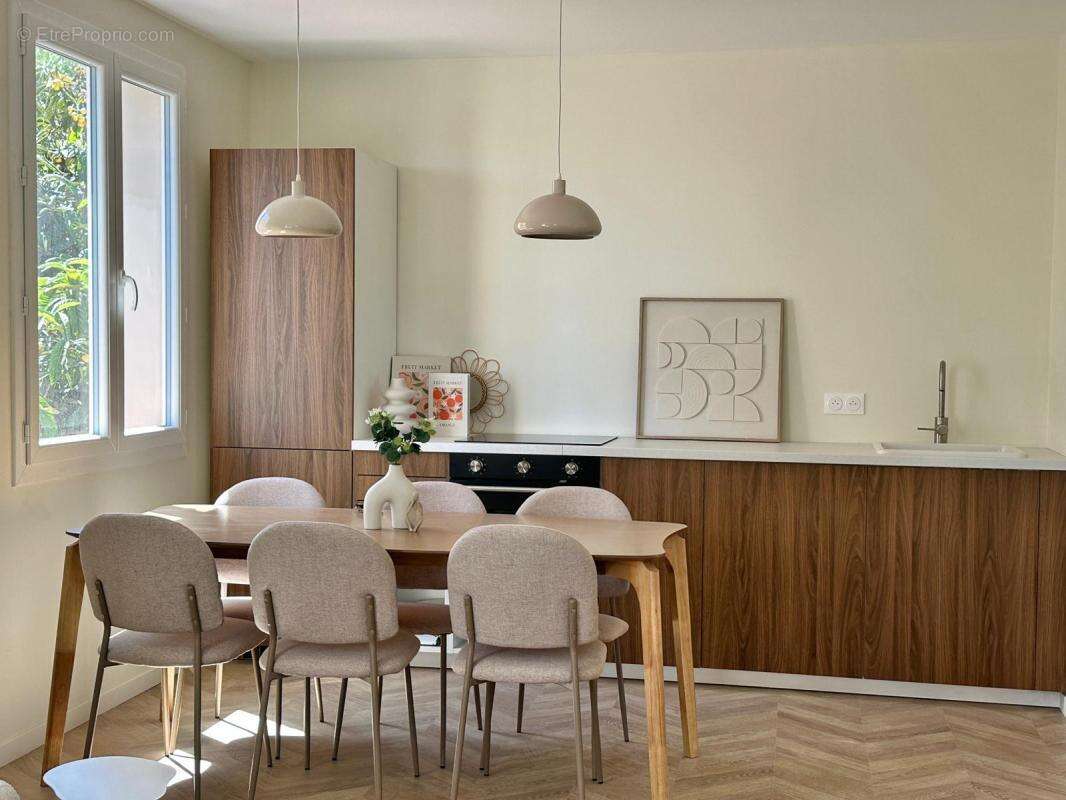 Appartement à ROQUEBRUNE-CAP-MARTIN