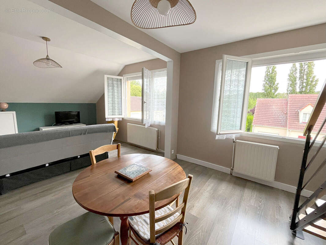 Appartement à HOUDAN