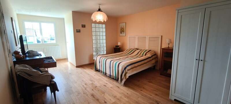 Élégante maison familiale de 231 m² – 4 chambres – terrain arboré de 2 390 m² – axe paris / amiens - photo 10