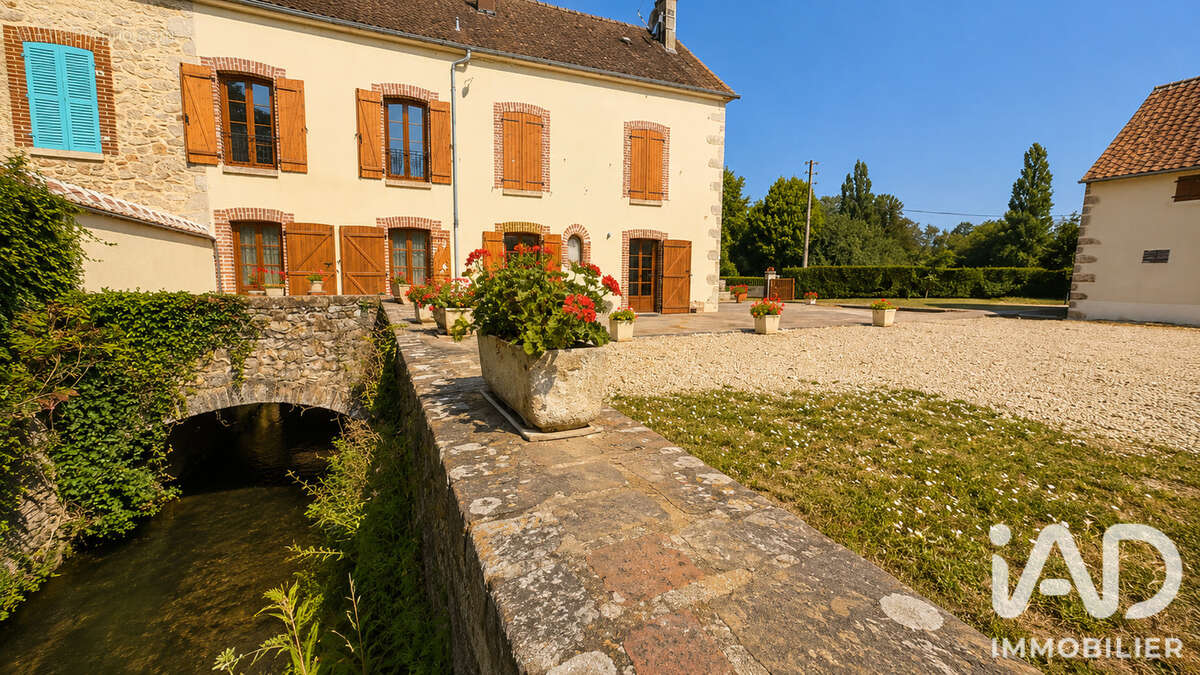 Maison 109 m² à Courtemaux  - photo 5