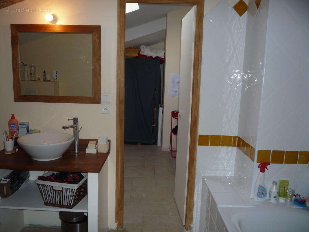 Maison à BUIS-LES-BARONNIES