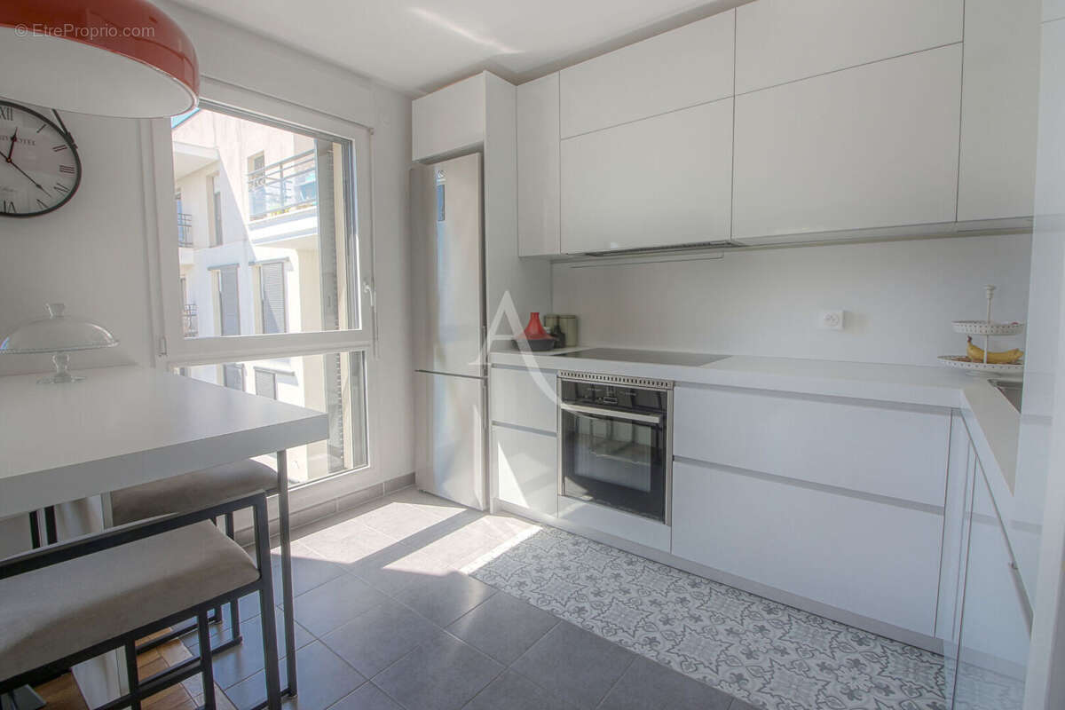 Appartement  5 pièce(s) 88.93 m2 4 chambres + 3 parkings (dont 1 box) - photo 6