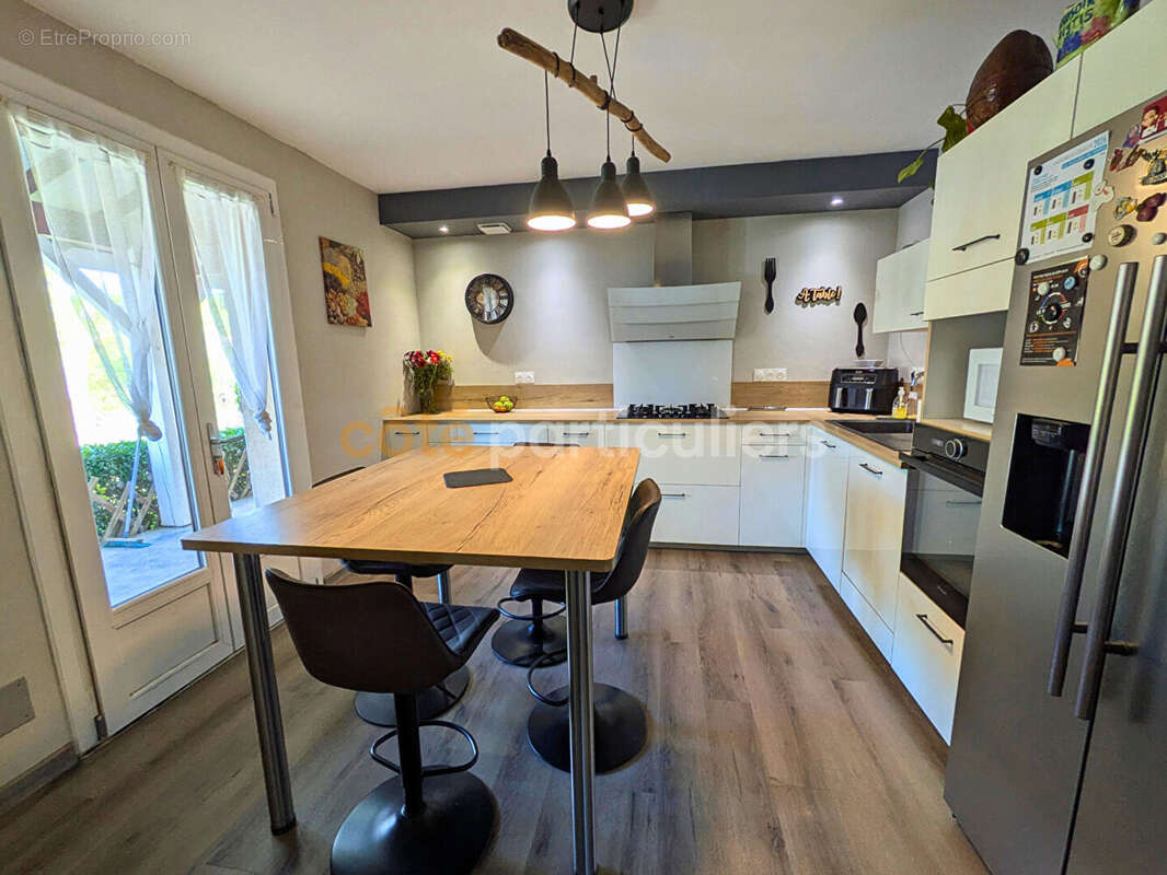 Maison à LA VILLE-DIEU-DU-TEMPLE