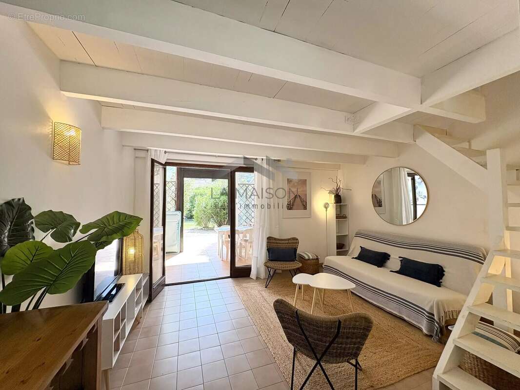 Maison à PORTO-VECCHIO