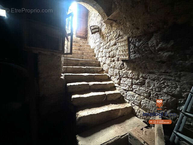 Maison à MOUTHIER-HAUTE-PIERRE