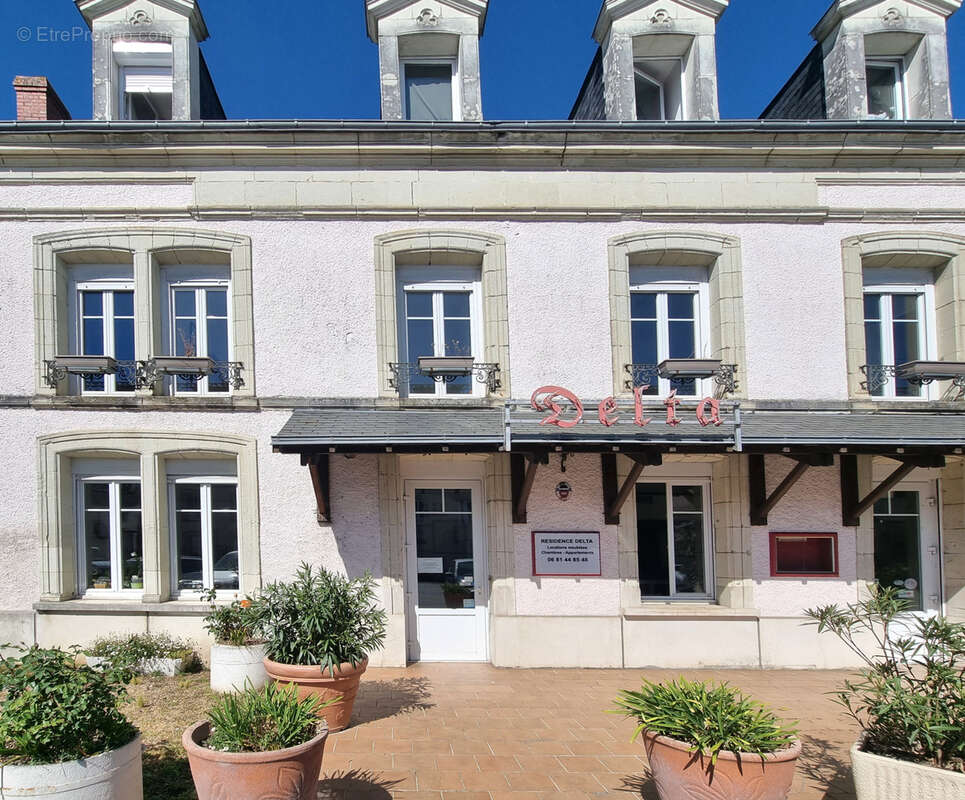 Appartement à LENCLOITRE