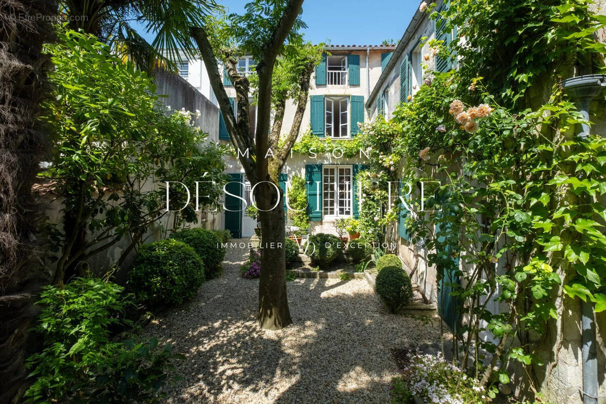 Maison à LA ROCHELLE