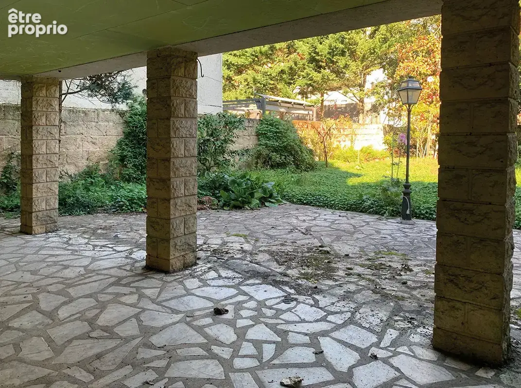 Maison de ville f5 de 123 m2 a renover proche centre-ville - photo 25