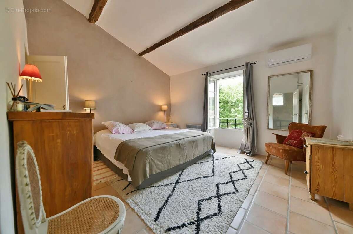 Maison à UZES