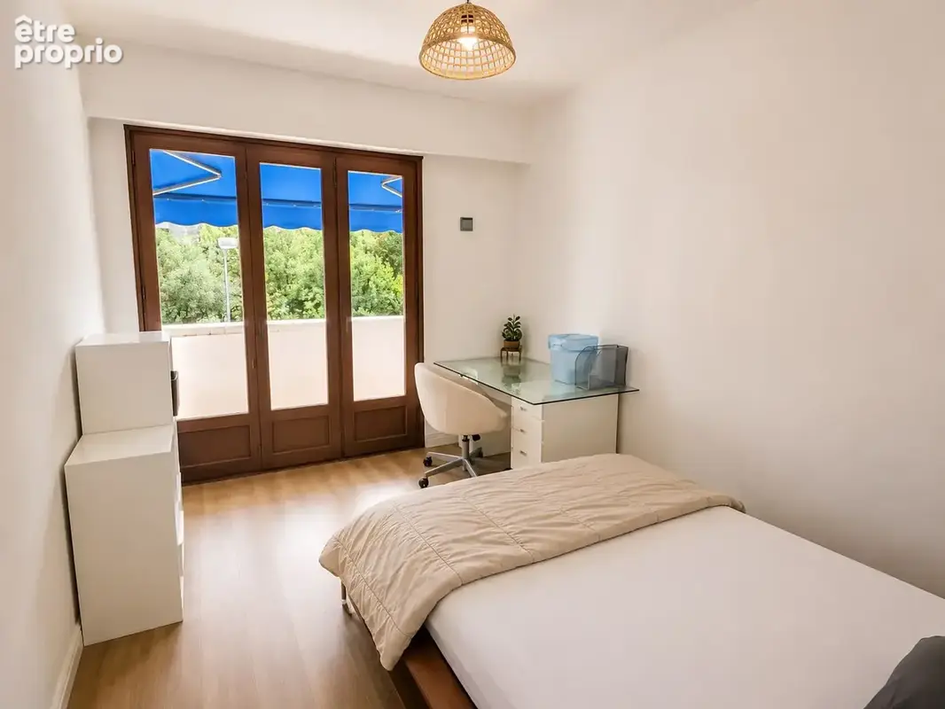 Appartement trois chambres terrasse parking - photo 5