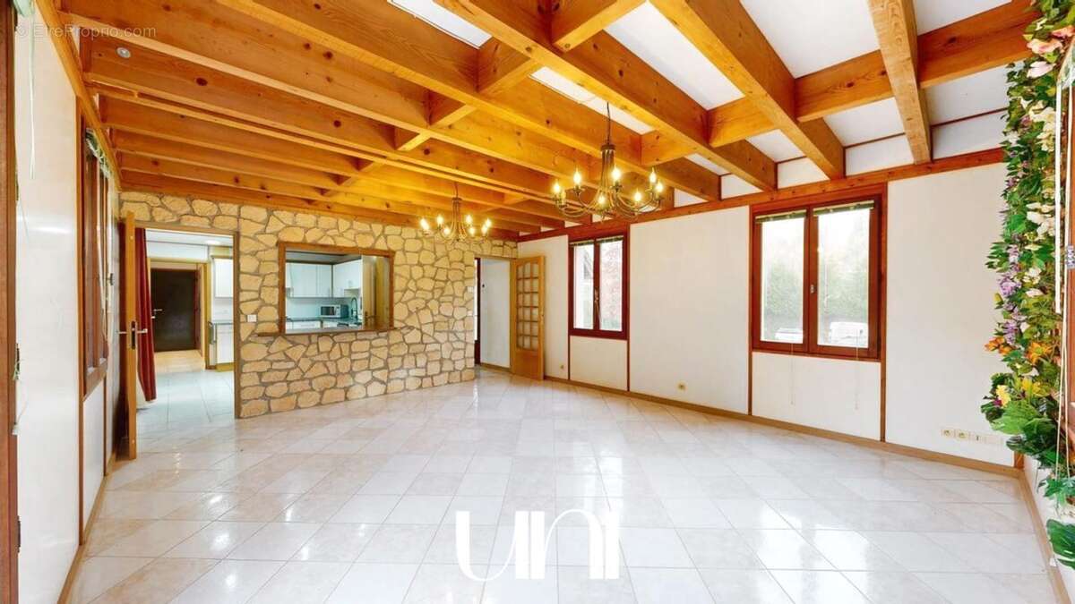 Maison à CAMBREMER