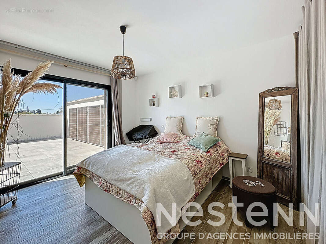 Maison à SAINT-MARTIN-DE-CRAU