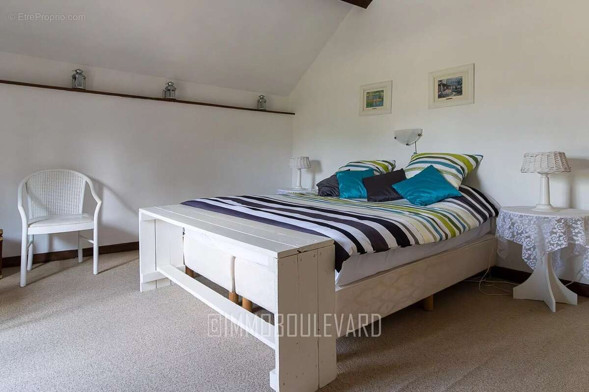 À vendre, maison indépendante avec grand terrain 4094m² (23) - photo 9