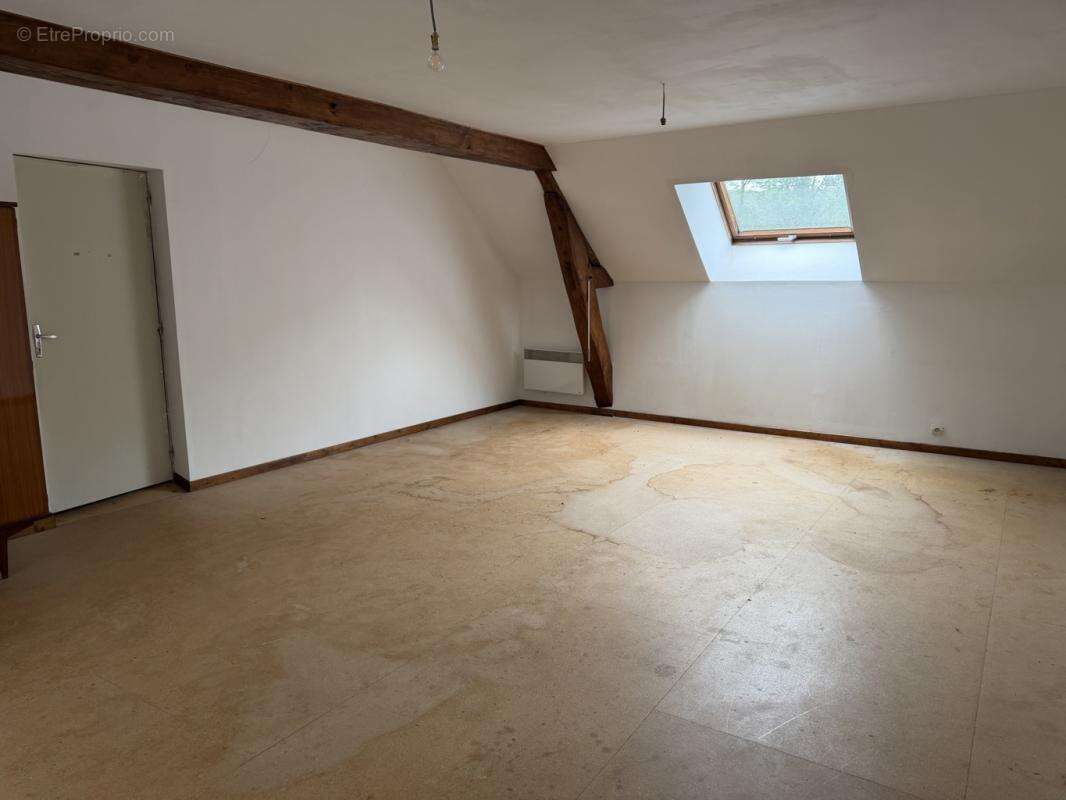 Maison à MOUTIERS-AU-PERCHE