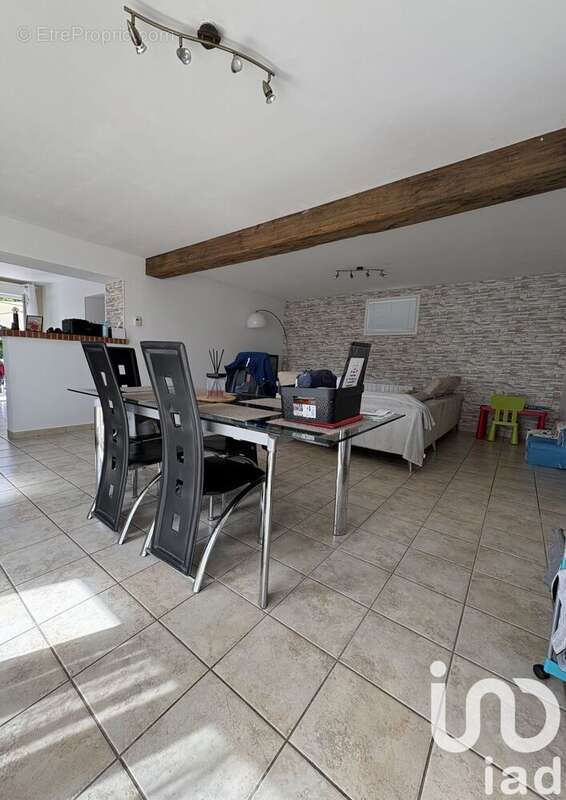 Maison 96 m² à Arcay  - photo 3