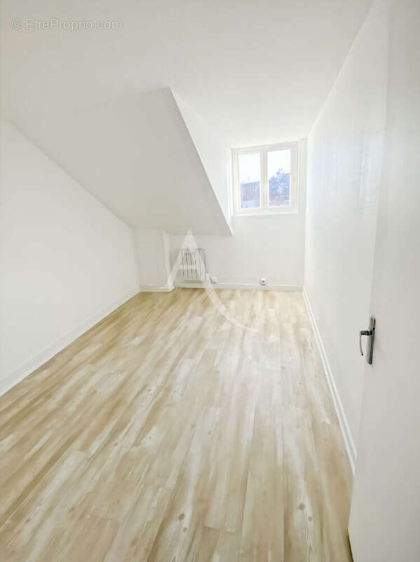 Appartement à SAINT-MICHEL-SUR-ORGE