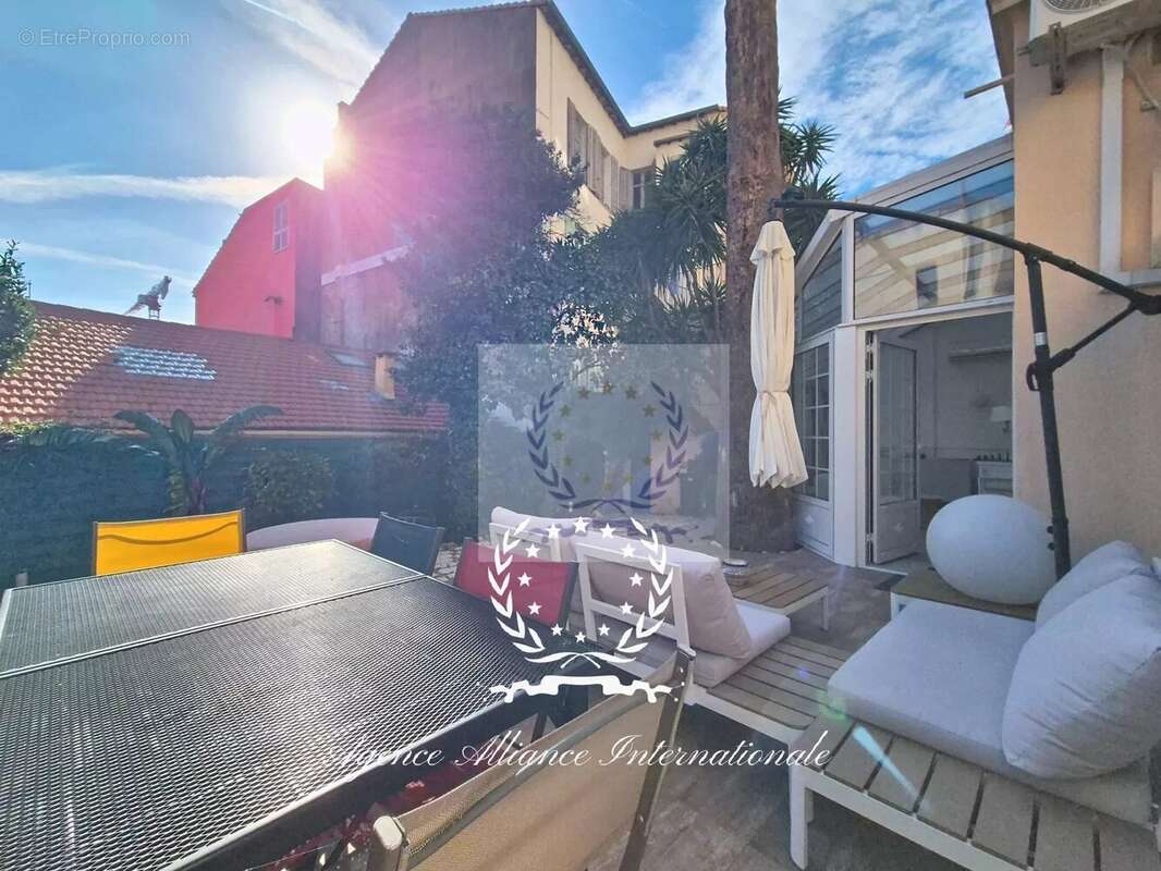 Appartement à CANNES