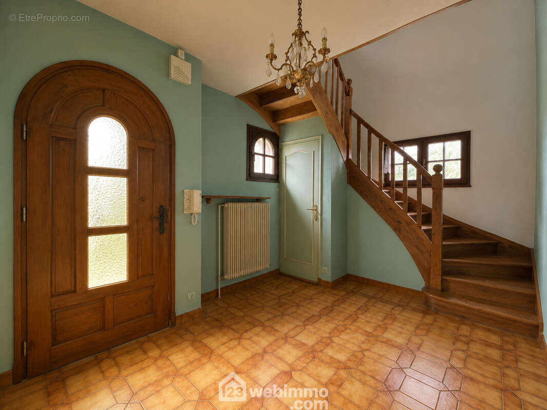 Maison à TREDREZ-LOCQUEMEAU