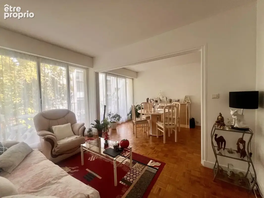 Appartement 5 pièces 96 m² à vendre à Orleans (45000) - photo 2