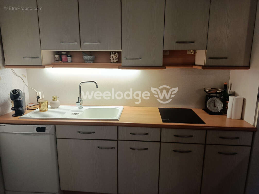 Maison à SAINT-HILAIRE-SUR-BENAIZE