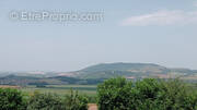 Terrain à SAINT-GEORGES-SUR-ALLIER