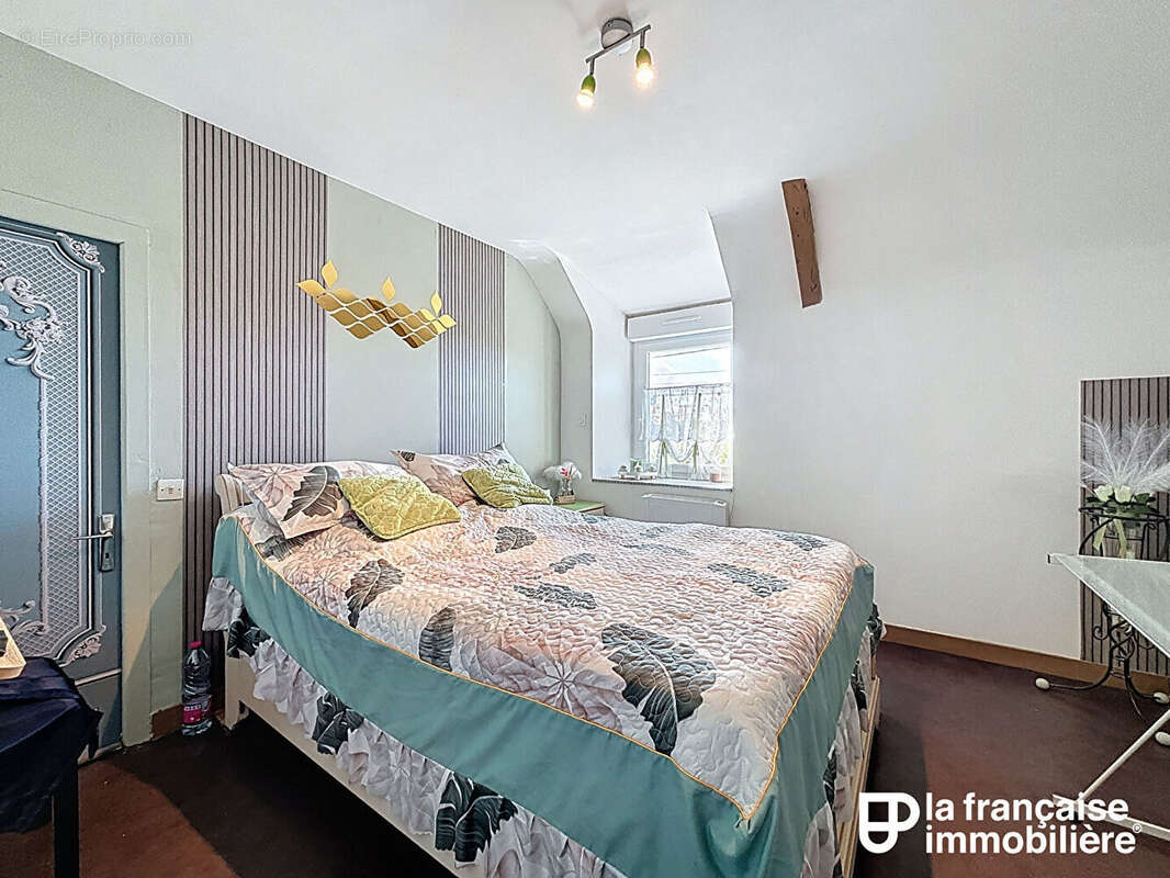 Maison à SAINT-MEEN-LE-GRAND