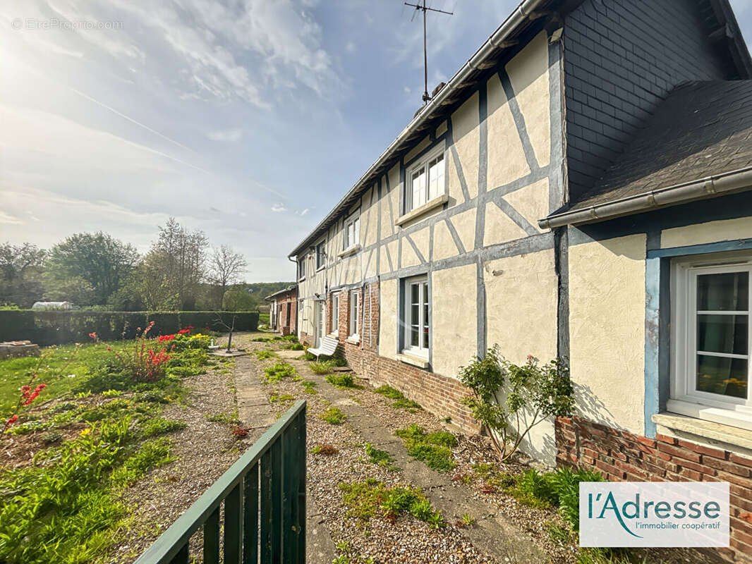 Maison à PERRIERS-SUR-ANDELLE