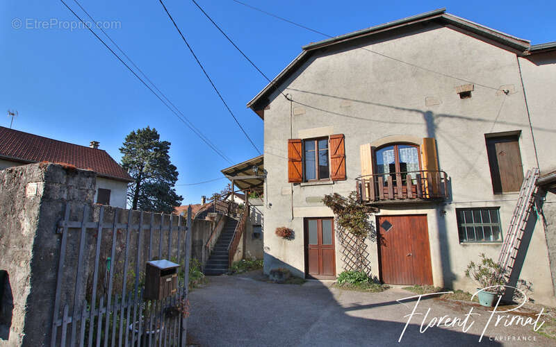 Maison à SEYSSEL