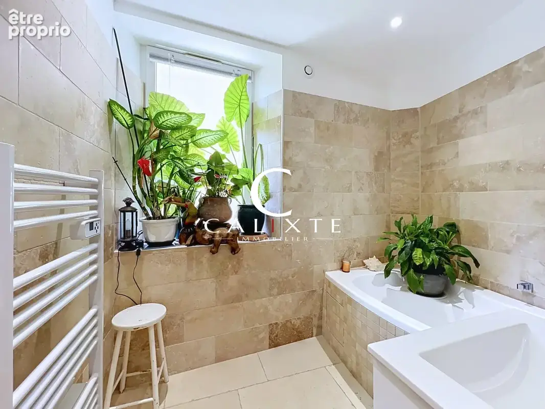 Maison 5 pièces 110 m² à vendre à Callian (83440) - photo 6