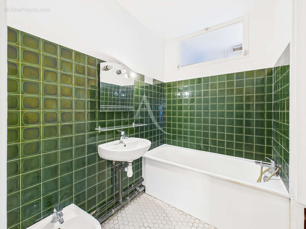 Appartement à SAINT-MAUR-DES-FOSSES