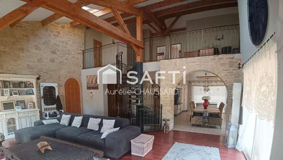 Photo 2 - Maison à MOUSSAN