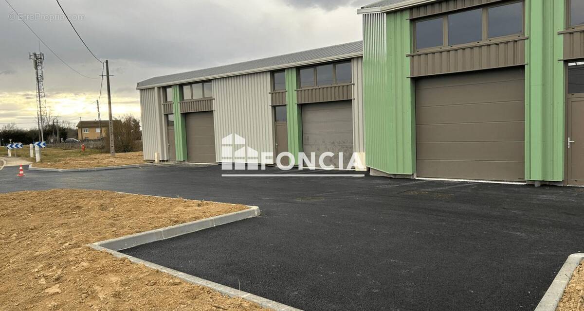 Commerce à CIVRIEUX