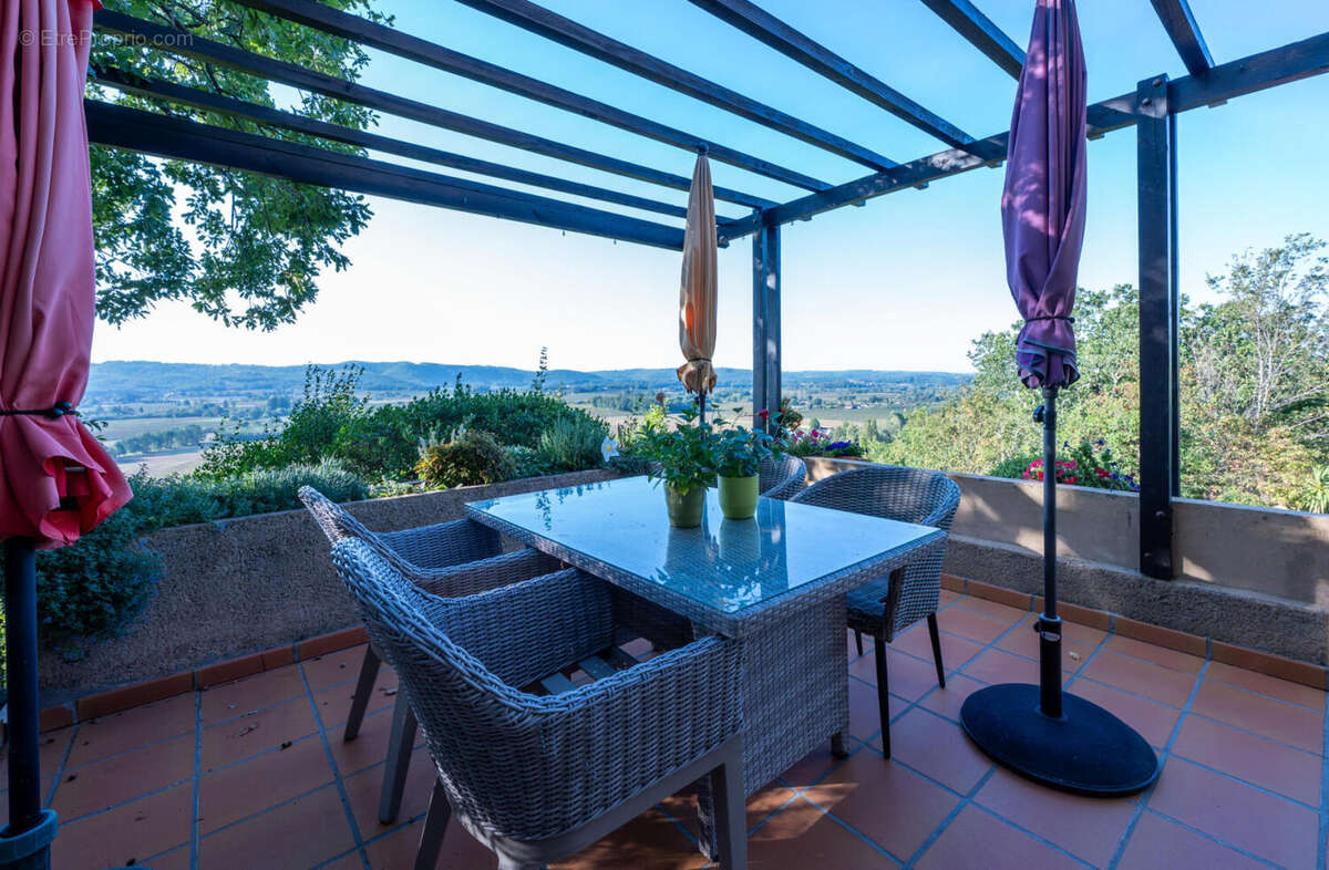 20 01 2023-1979 - Maison à ARCAMBAL