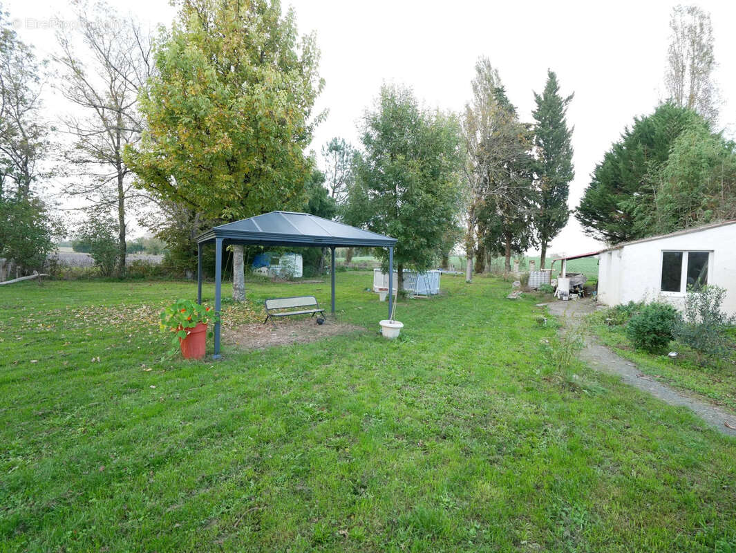 Maison à SAINT-MEDARD-D&#039;AUNIS
