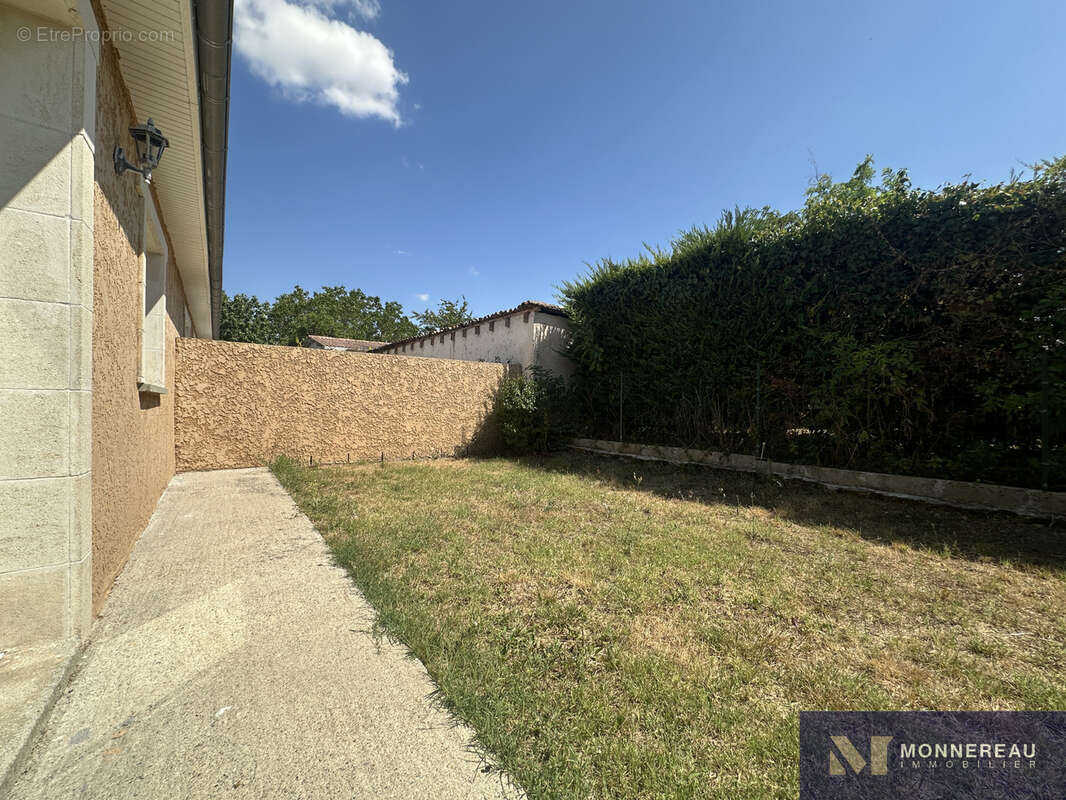 Plain-pied secteur barbezieux - photo 8