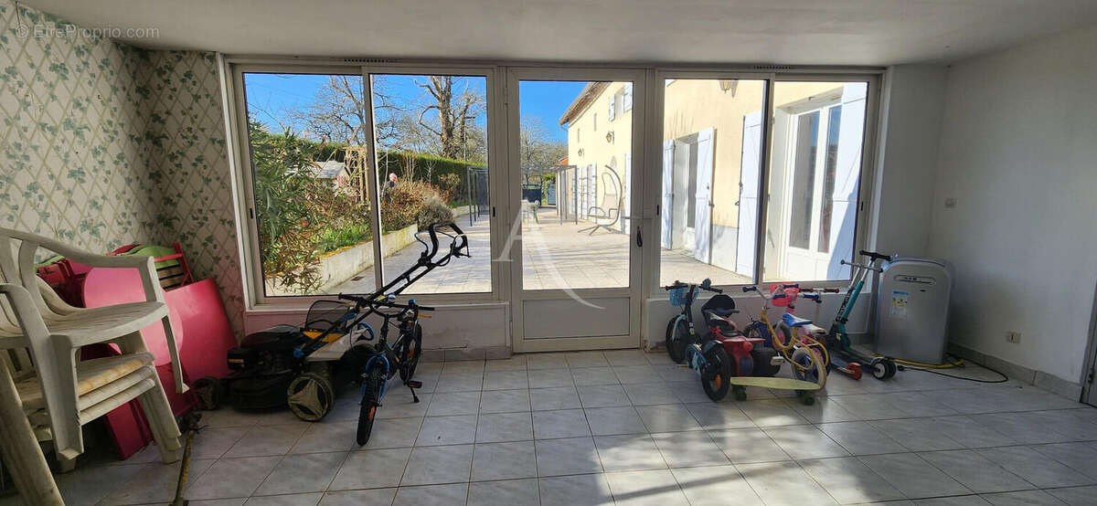 Payre - maison - longere - 6 chambres - garage - jardin - photo 13