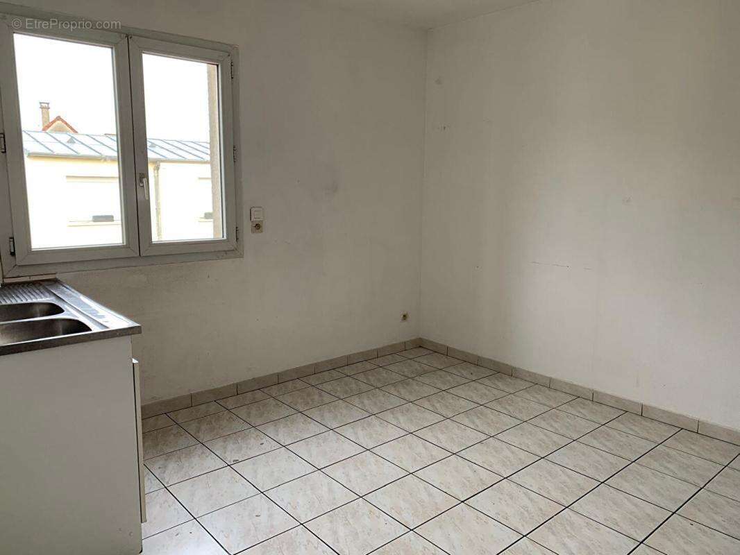 Immeuble vitry sur seine 190 m2 un actif immobilier aux multiples possibilités - photo 6
