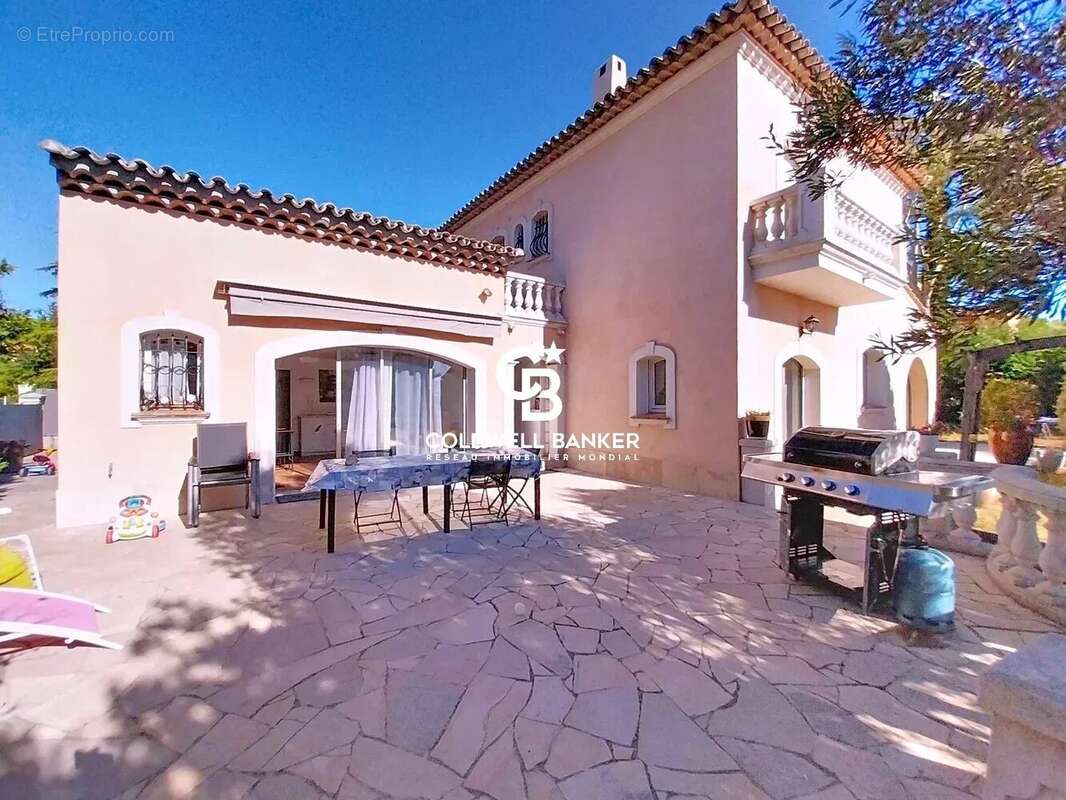 Maison à FREJUS