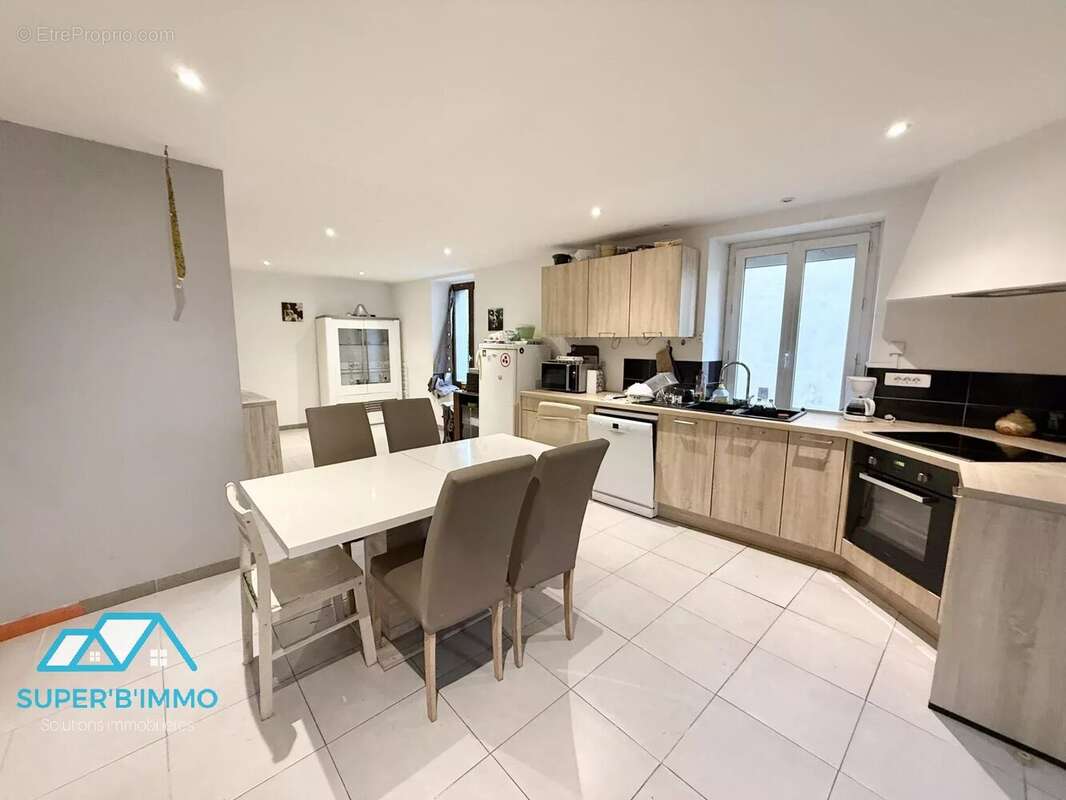 Maison à FRUGERES-LES-MINES