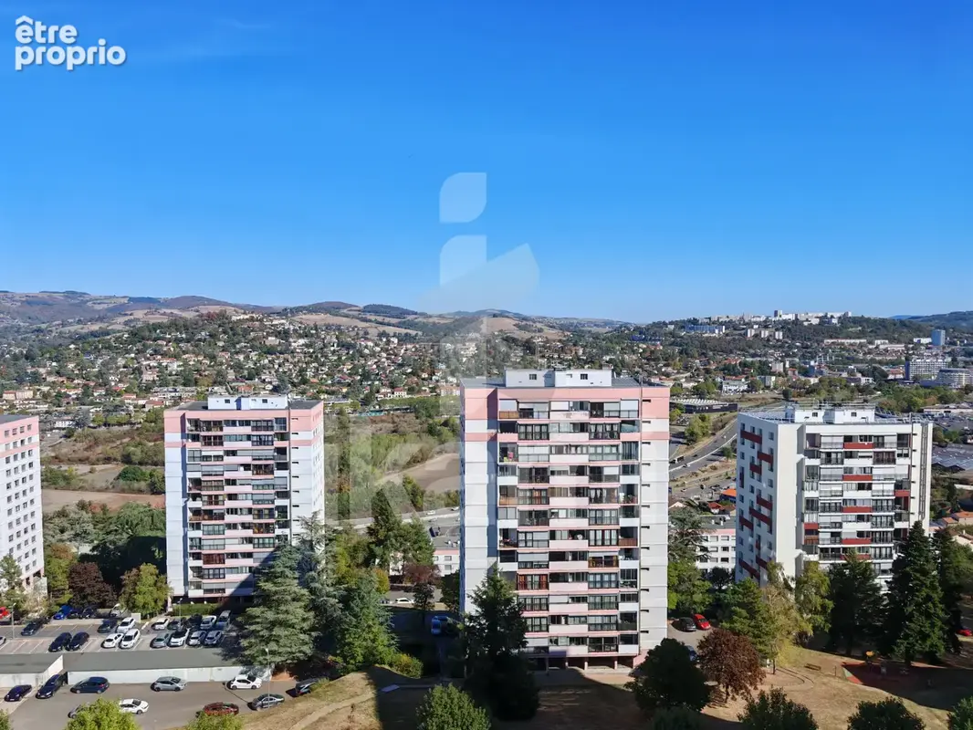 T4 de 85 m2  Balcon et loggia - photo 12