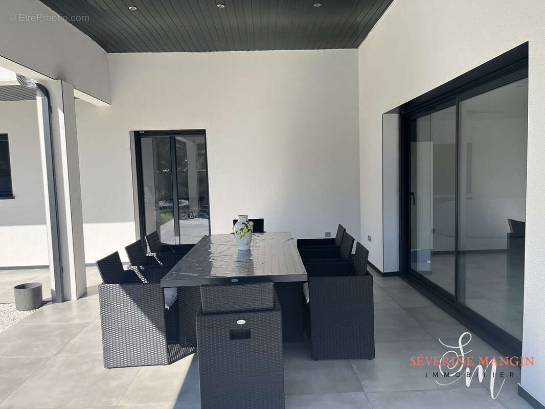 Maison à BOURG-DE-PEAGE