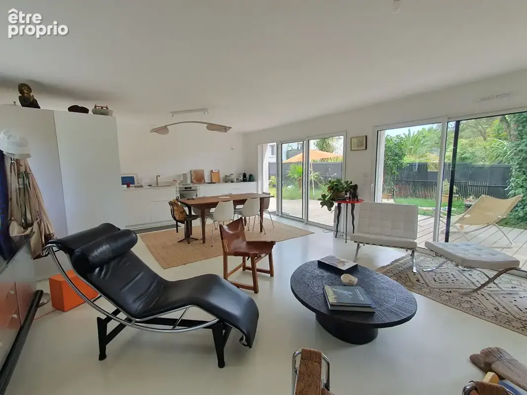 Photo Maison à Crach au prix de 475 000€