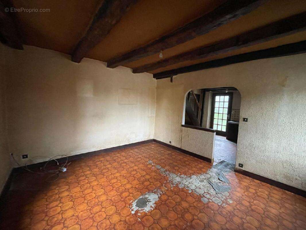 Maison à AIXE-SUR-VIENNE